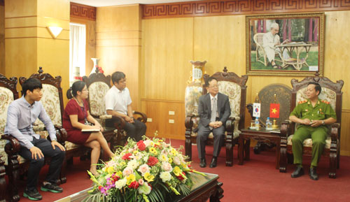 Đồng chí Trung tướng, GS.TS Nguyễn Xuân Yêm, Giám đốc Học viện CSND đã có buổi tiếp Đoàn đại biểu tại Học viện